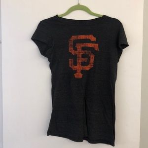 San Francisco Giants tee shirt